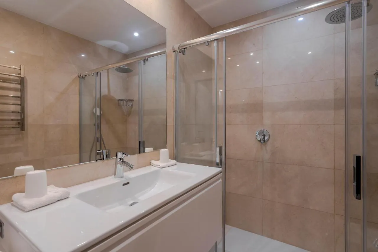Modern Apartment Next The Beach Marbella