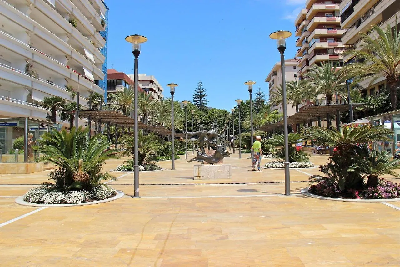 Modern Apartment Next The Beach Marbella