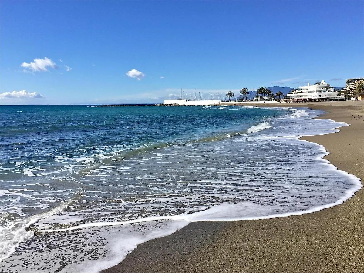 Modern Apartment Next The Beach Marbella